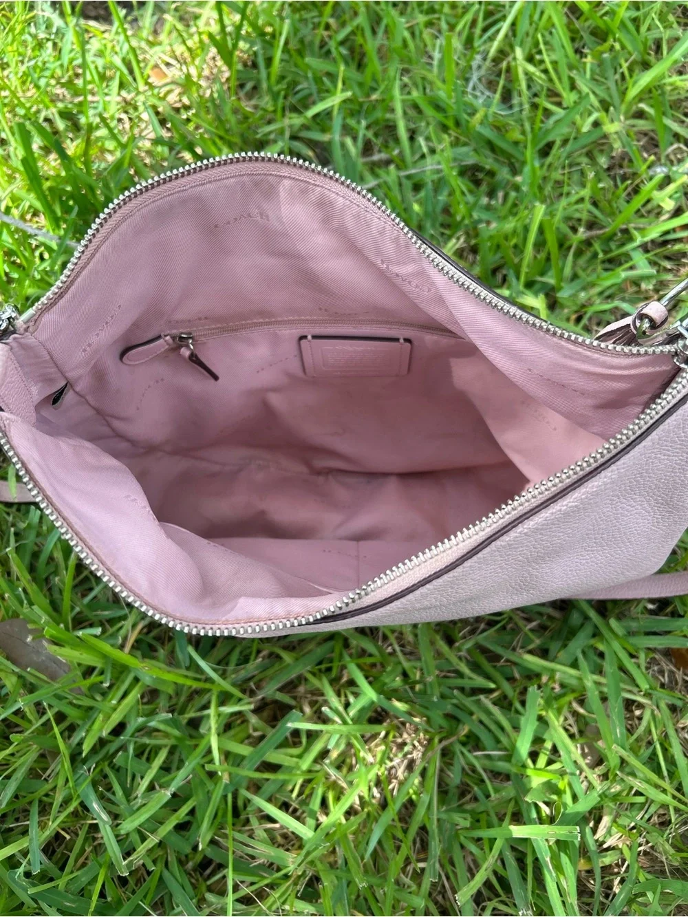 Coach Pebbled Sutton Leather Hobo Bag - Light Pink